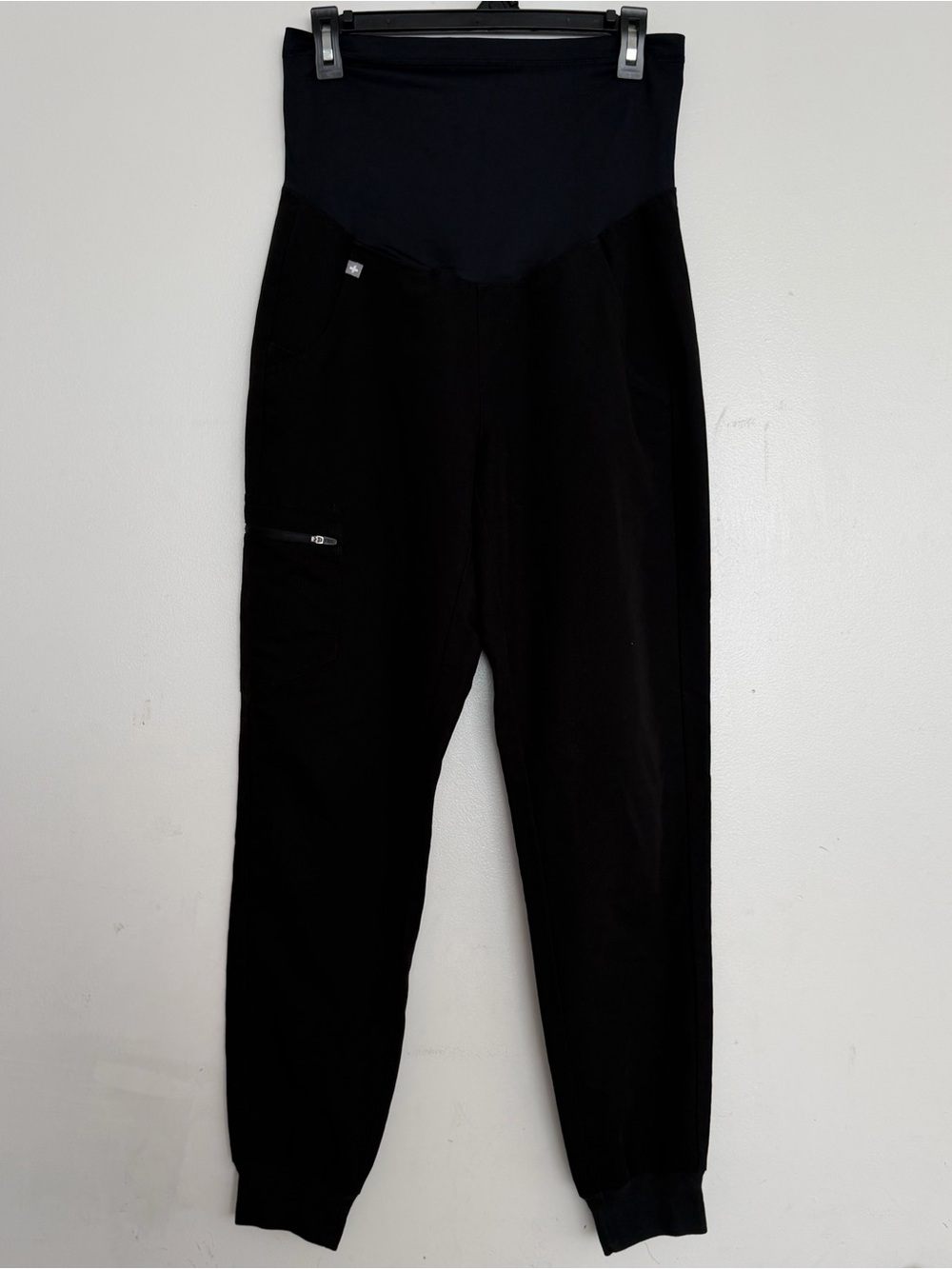 FIGS Zamora Maternity Jogger Scrub Pants Black 2257 Pants Size XS